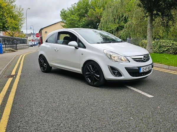 Opel Corsa Hatchback, Petrol, 2012, White