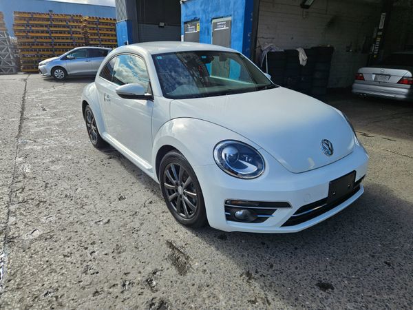 Volkswagen Beetle Hatchback, Petrol, 2017, White