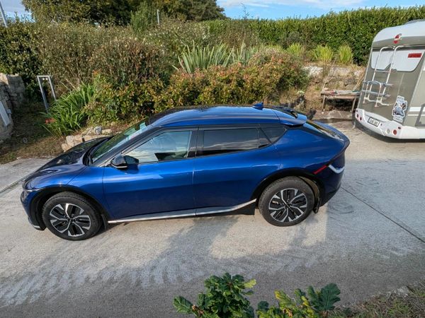 Kia EV6 MPV, Electric, 2023, Blue
