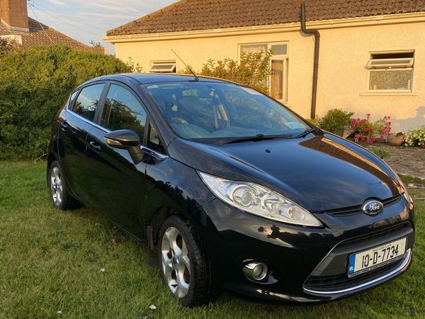 Ford Fiesta Hatchback, Petrol, 2010, Black