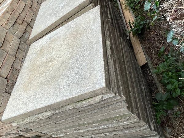 Paving slabs for sale in Co. Dublin for €250 on DoneDeal