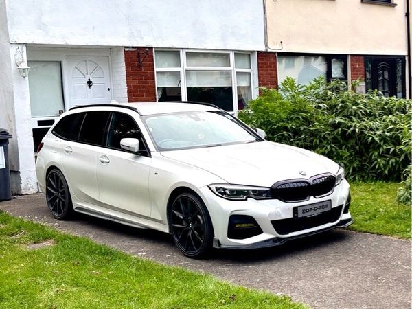 BMW 3-Series Estate, Petrol Plug-in Hybrid, 2020, White