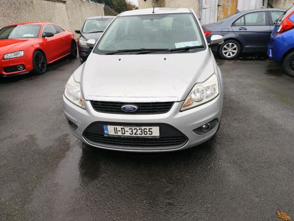 Ford Focus Hatchback, Diesel, 2011, Silver
