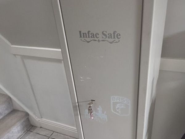 no-image