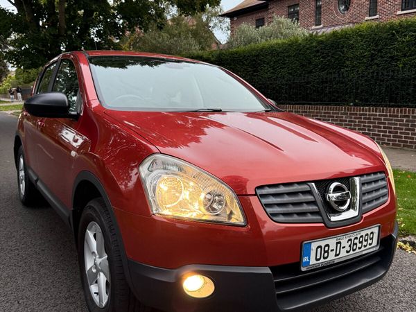 Nissan Qashqai Hatchback, Petrol, 2008, Red