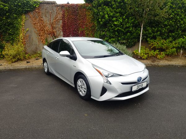 Toyota Prius Saloon, Petrol Hybrid, 2018, Silver