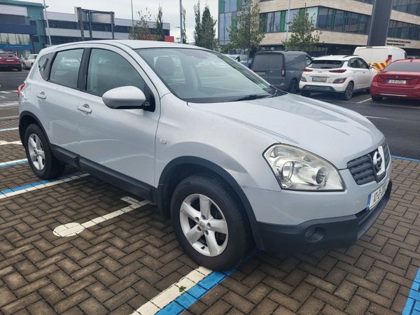 Nissan Qashqai Hatchback, Petrol, 2010, Silver