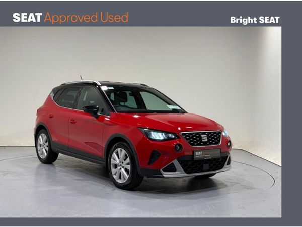 SEAT Arona Hatchback, Petrol, 2022, Red