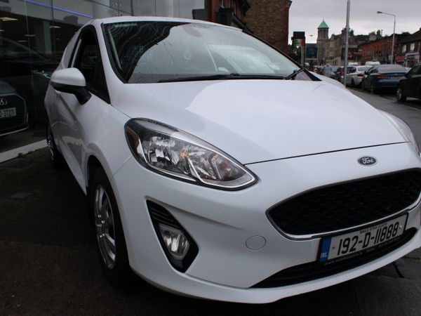 Ford Fiesta Hatchback, Diesel, 2019, White
