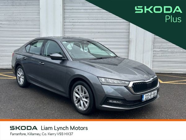 Skoda Octavia Saloon, Petrol, 2022, Grey