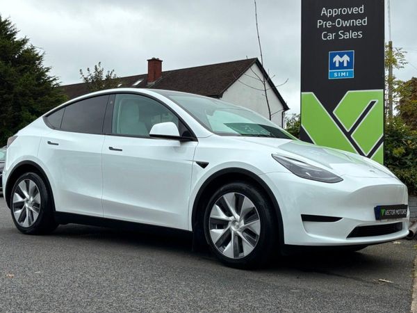 Tesla Model Y MPV, Electric, 2023, White