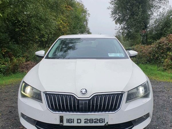 Skoda Superb Saloon, Diesel, 2016, White