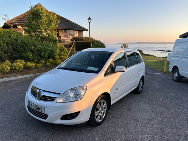 Vauxhall Zafira MPV, Diesel, 2011, White