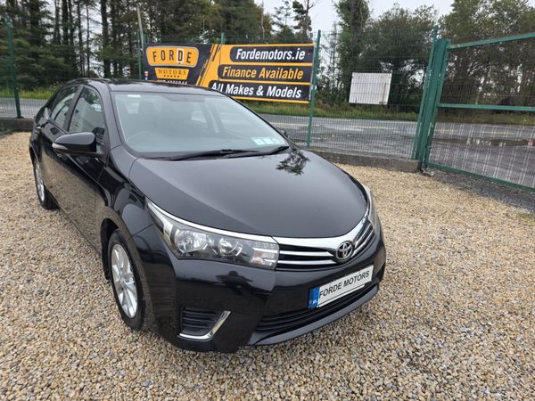 Toyota Corolla Saloon, Diesel, 2014, Black