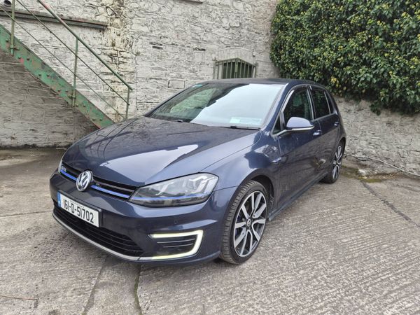 Volkswagen Golf Hatchback, Petrol Hybrid, 2016, Blue
