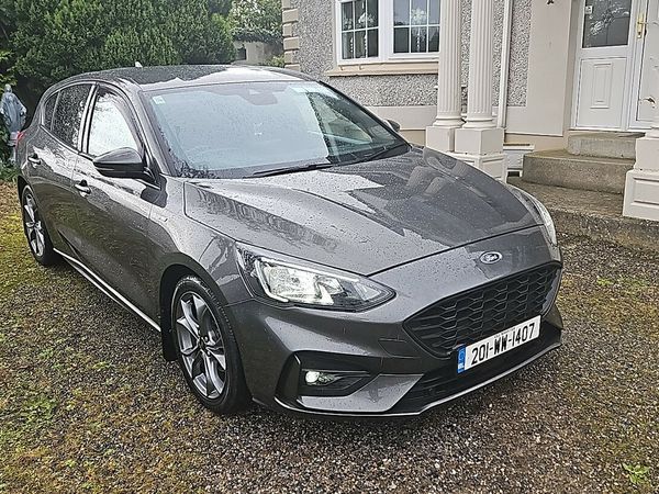 Ford Focus Hatchback, Diesel, 2020, Grey