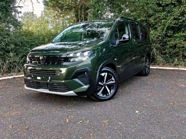 Peugeot Rifter MPV, Diesel, 2024, Green