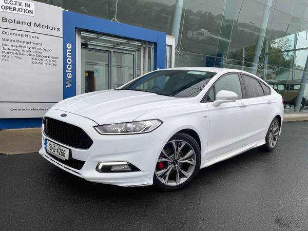 Ford Mondeo Hatchback, Diesel, 2019, White