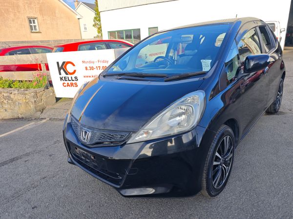 Honda Fit Hatchback, Petrol, 2013, Black