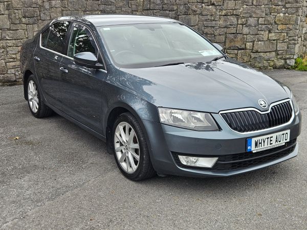 Skoda Octavia Saloon, Diesel, 2016, Grey