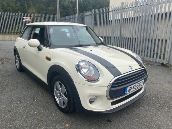 Mini Cooper Hatchback, Diesel, 2016, White