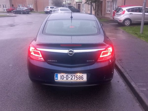 Opel Insignia Saloon, Diesel, 2010, Blue