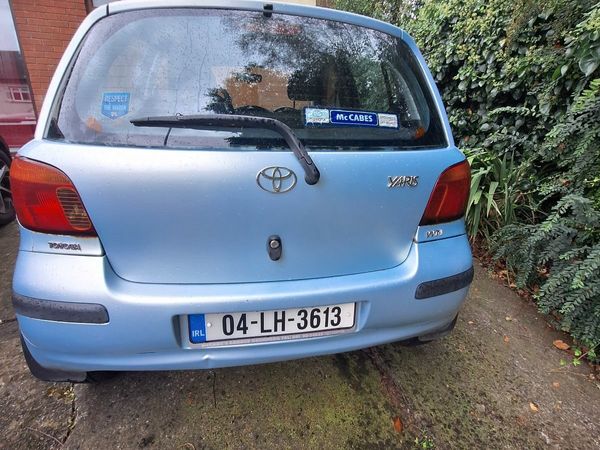 Toyota Yaris Hatchback, Petrol, 2004, Blue