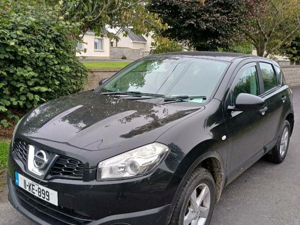 Nissan Qashqai Hatchback, Diesel, 2011, Black