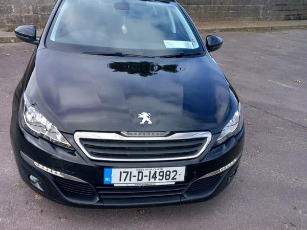 Peugeot 308 Hatchback, Diesel, 2017, Black