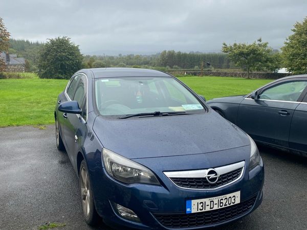 Opel Astra MPV, Diesel, 2013, Blue