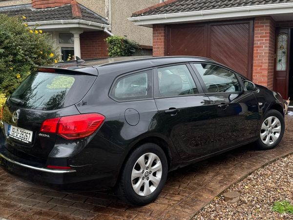 Opel Astra Estate, Diesel, 2015, Black