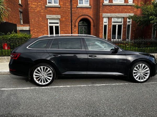 Skoda Superb Estate, Diesel, 2016, Black