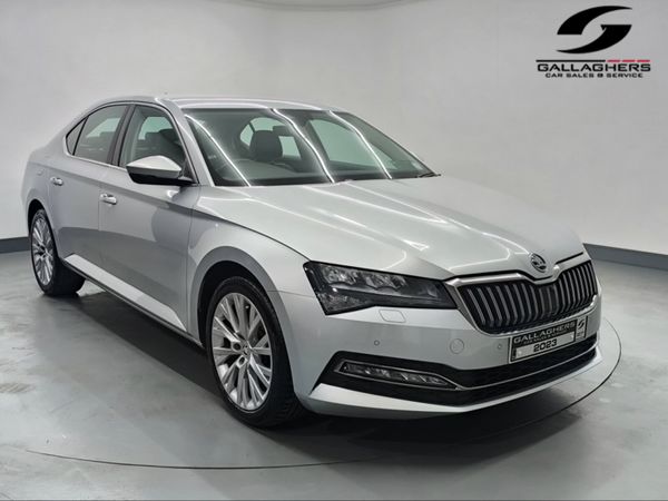 Skoda Superb Hatchback, Diesel, 2023, Grey