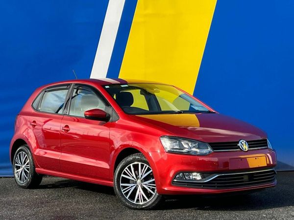 Volkswagen Polo Hatchback, Petrol, 2016, Red