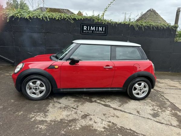 Mini Cooper Hatchback, Petrol, 2010, Red