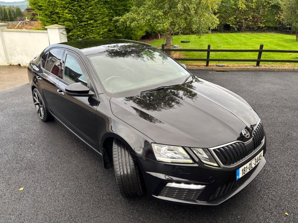 Skoda Octavia Hatchback, Diesel, 2018, Black