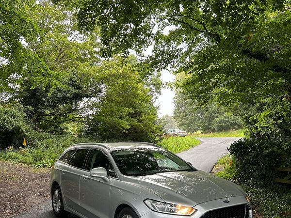 Ford Mondeo Estate, Diesel, 2015, Silver