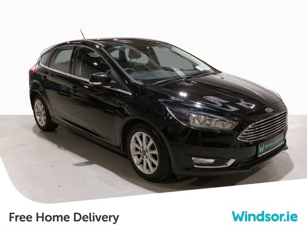 Ford Focus Hatchback, Petrol, 2019, Black