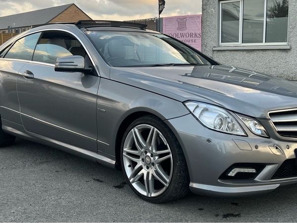 Mercedes-Benz E-Class Coupe, Diesel, 2011, Silver