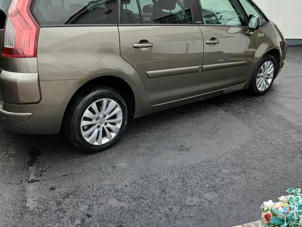 Citroen C4 Hatchback, Diesel, 2009, Brown