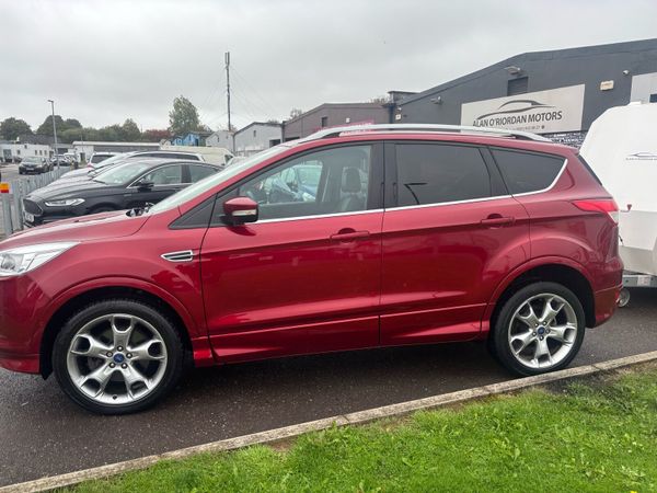 Ford Kuga SUV, Diesel, 2016, Red