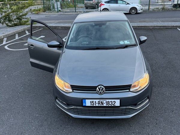 Volkswagen Polo Hatchback, Petrol, 2015, Grey