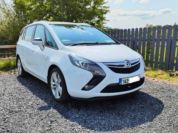 Vauxhall Zafira MPV, Diesel, 2014, White