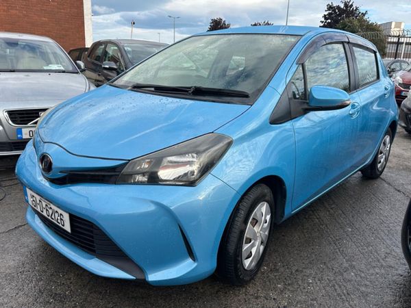 Toyota Vitz Hatchback, Petrol, 2015, Blue