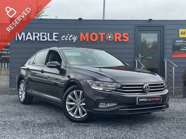 Volkswagen Passat Saloon, Diesel, 2019, Grey