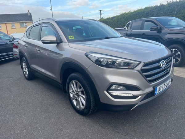 Hyundai Tucson SUV, Diesel, 2016, White