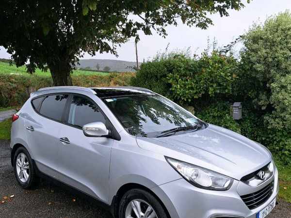 Hyundai ix35 SUV, Diesel, 2011, Silver