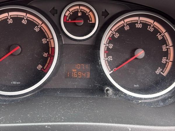 Opel Corsa Hatchback, Petrol, 2012, Black