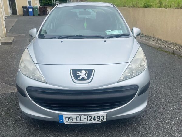 Peugeot 207 Hatchback, Diesel, 2009, Silver