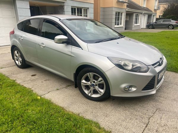 Ford Focus Hatchback, Diesel, 2011, Silver